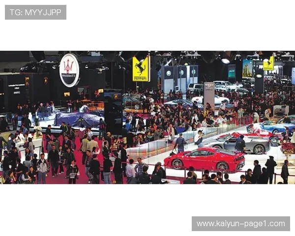 成都蓉城新帅强调高位逼抢理念 亚冠首秀展现战术改革方向 成都蓉城新帅强调高位逼抢理念 亚冠首秀展现战术改革方向